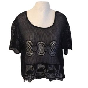 6TH & LN Embroidered Top 18/20 NWT